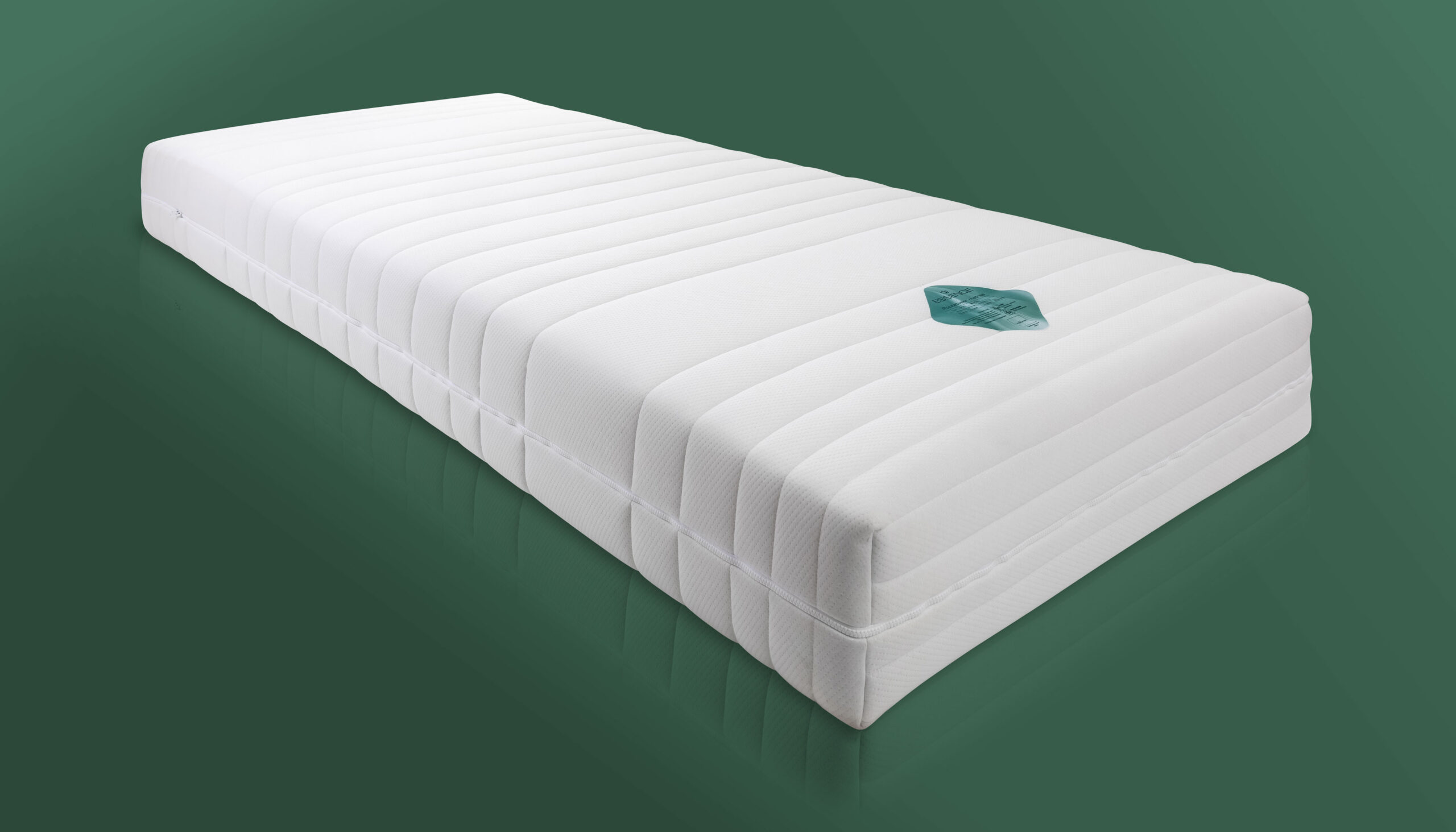 Essence matras met Re-Pet hoes